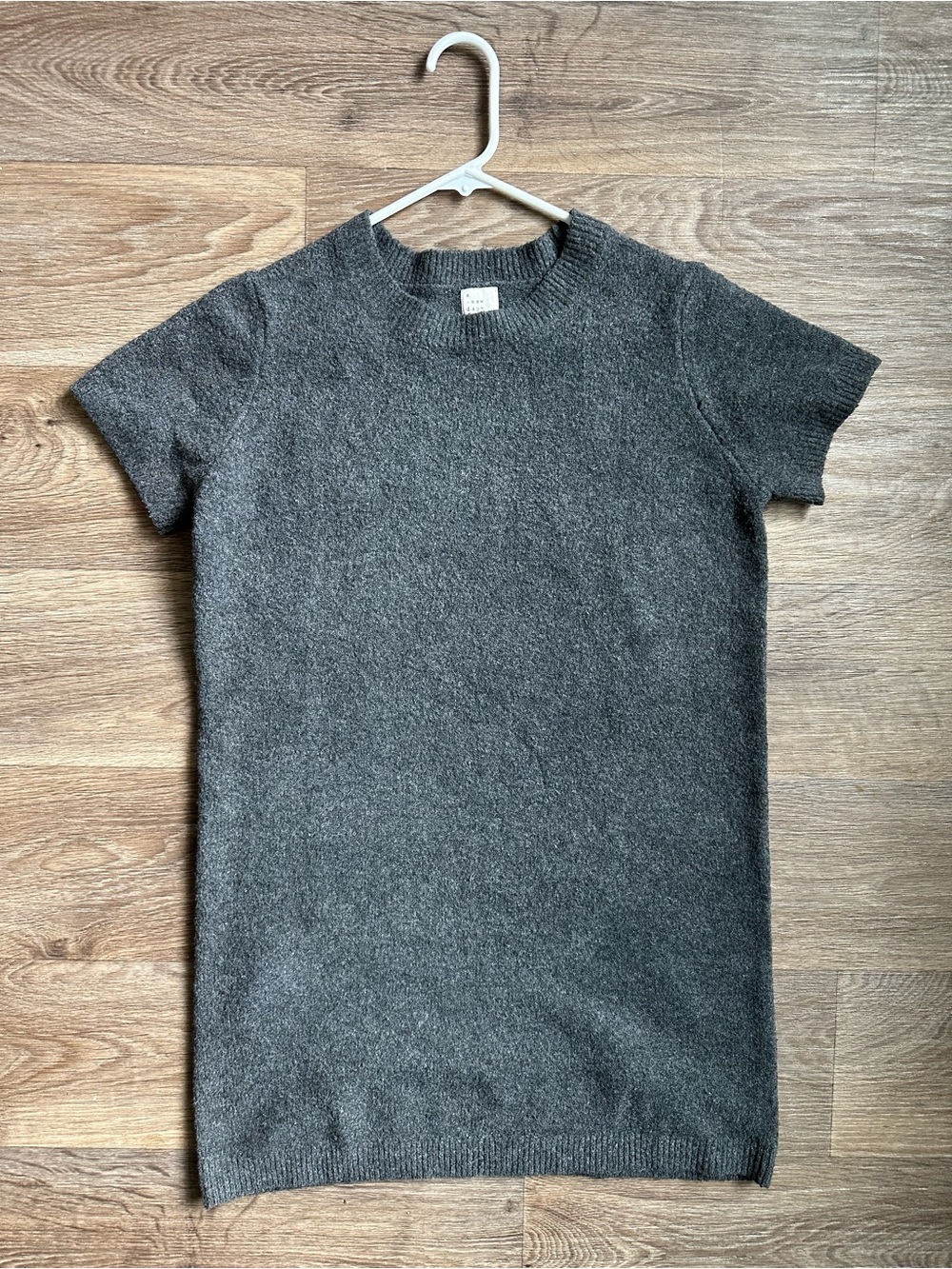 a new day Gray Short Sleeve Knit Crewneck Pullover Sweater Size S